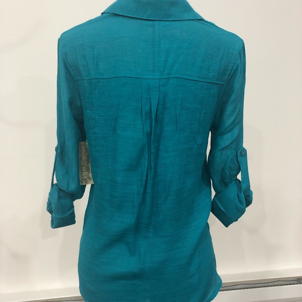 Blue top - Picture 3 of 4